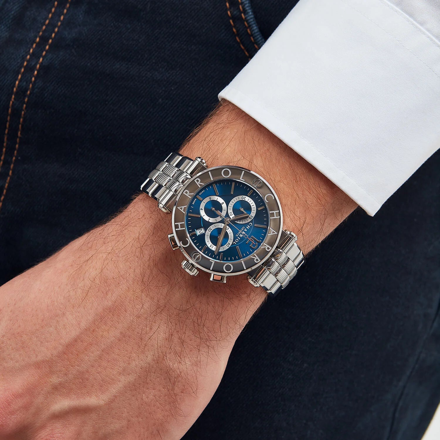 NAVIGATOR CRUISE, 41MM, QUARTZ CHRONOGRPH CALIBRE, BLUE WITH 3 RHODIUM MIRRORS & INDEX DIAL, STEEL "CHARRIOL CHARRIOL" WITH 2 SCREWS BEZEL, STEEL METAL INTERCHANGEABLE BRACELET - © 2024 Charriol - Watch