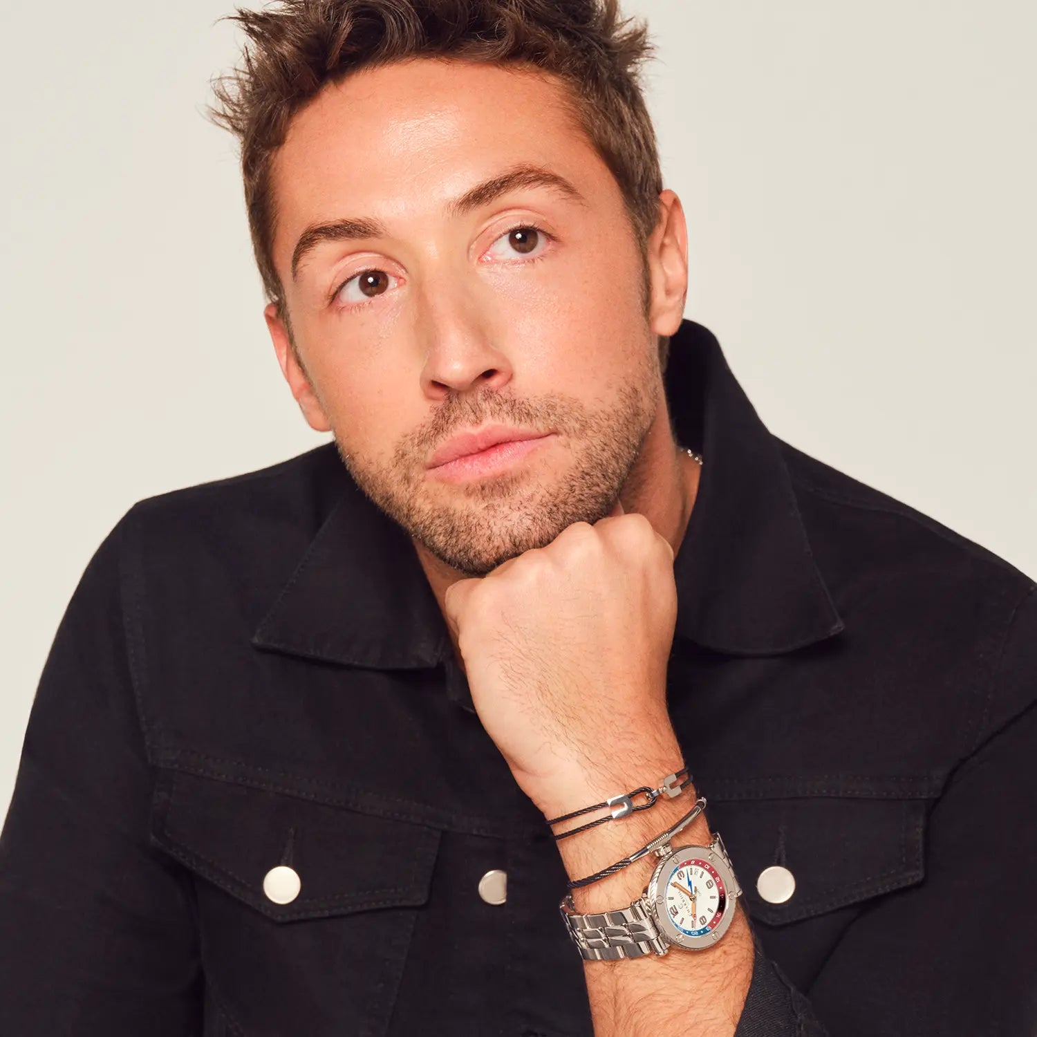 NAVIGATOR SURF GMT, 41MM, AUTOMATIC CALIBRE, WHITE DIAL, 6 SCREWS BEZEL, STEEL INTERCHANGEABLE BRACELET - Charriol Geneve - Watch