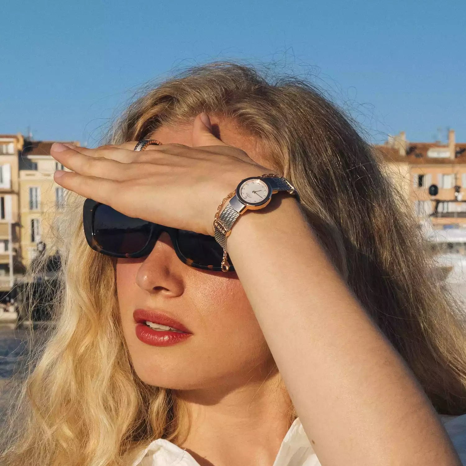 ST TROPEZ, 20MM, QUARTZ CALIBRE, MOTHER-OF-PEARL WITH 11 DIAMONDS DIAL, STEEL ROSE GOLD PVD BEZEL, STEEL CABLE BRACELET - Charriol Geneve - Watch