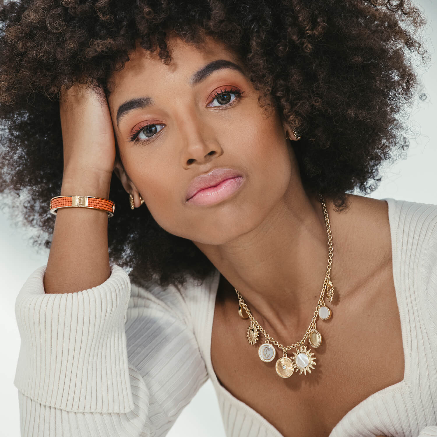 Assymetric_Yellow Gold