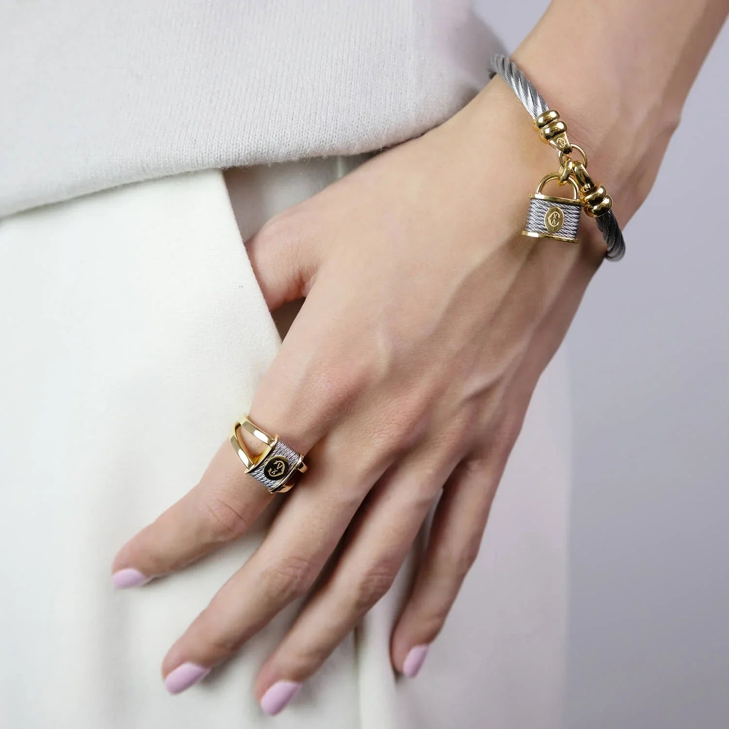 Women's collection rings