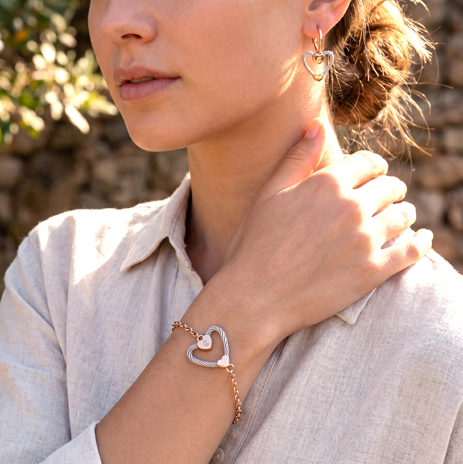 アクセサリー PHILIPPE CHARRIOL Wire bracelet Discover Cable Signature Passion Bracelet - Charriol.com
