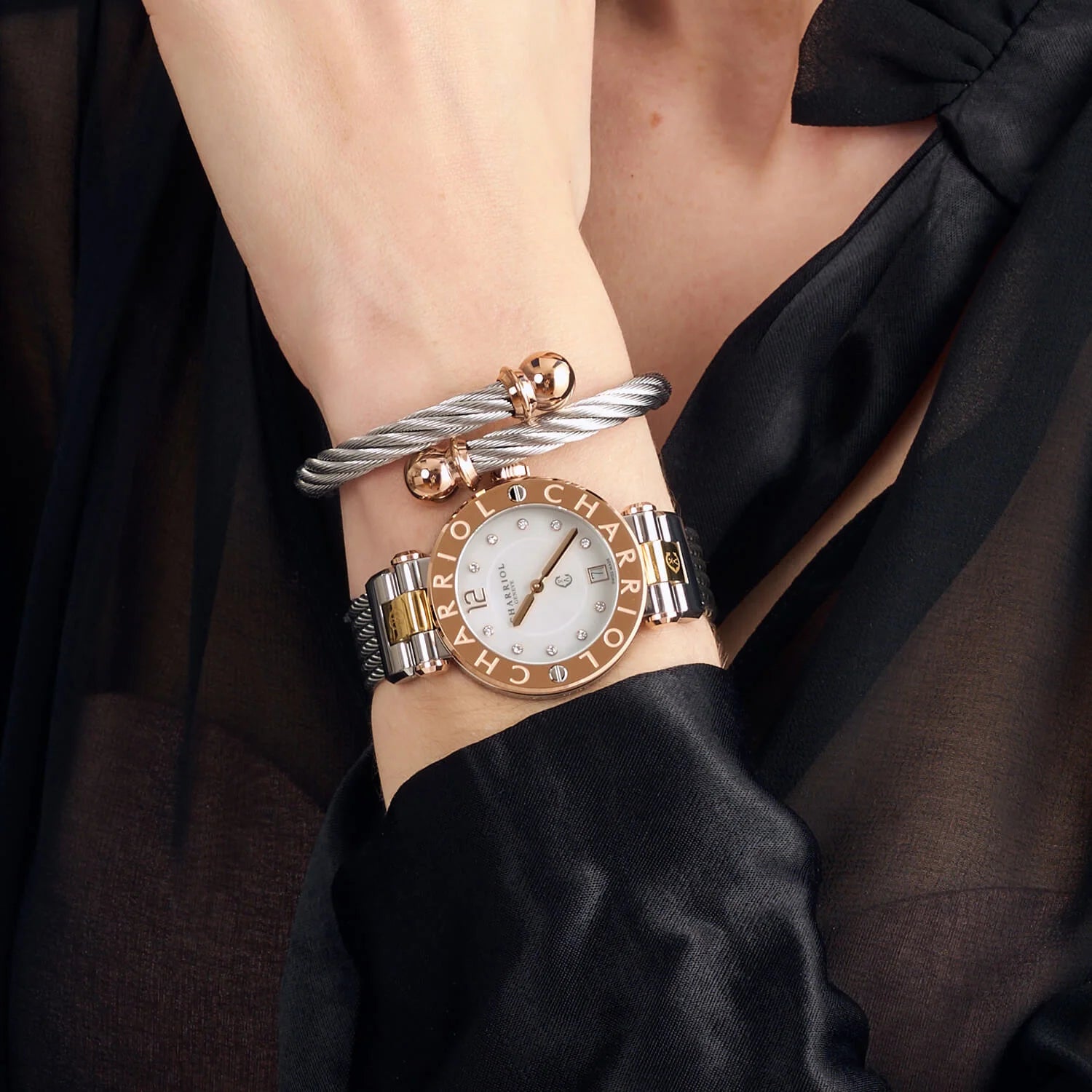 NAVIGATOR CRUISE, 36MM, QUARTZ CALIBRE, WHITE MOTHER-OF-PEARL WITH 10 DIAMONDS DIAL, STEEL ROSE GOLD PVD "CHARRIOL CHARRIOL" WITH 2 SCREWS BEZEL, STEEL INTERCHANGEABLE CABLE BRACELET WITH ROSE GOLD PVD ATTACHED